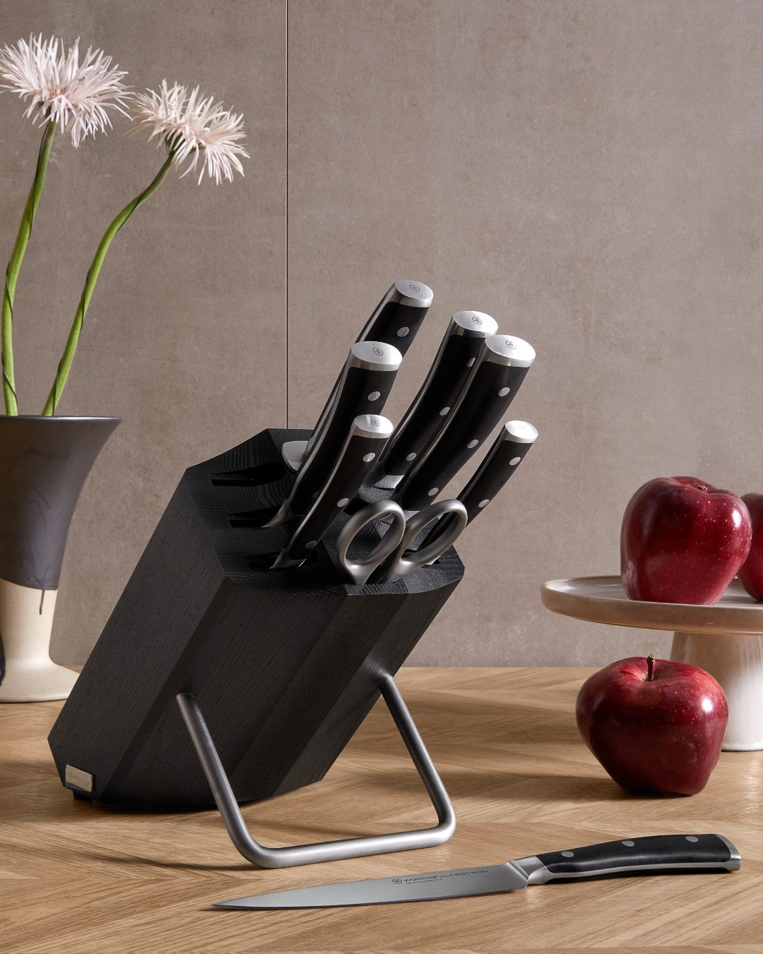 Complementos premium para completar tu cocina profesional. 